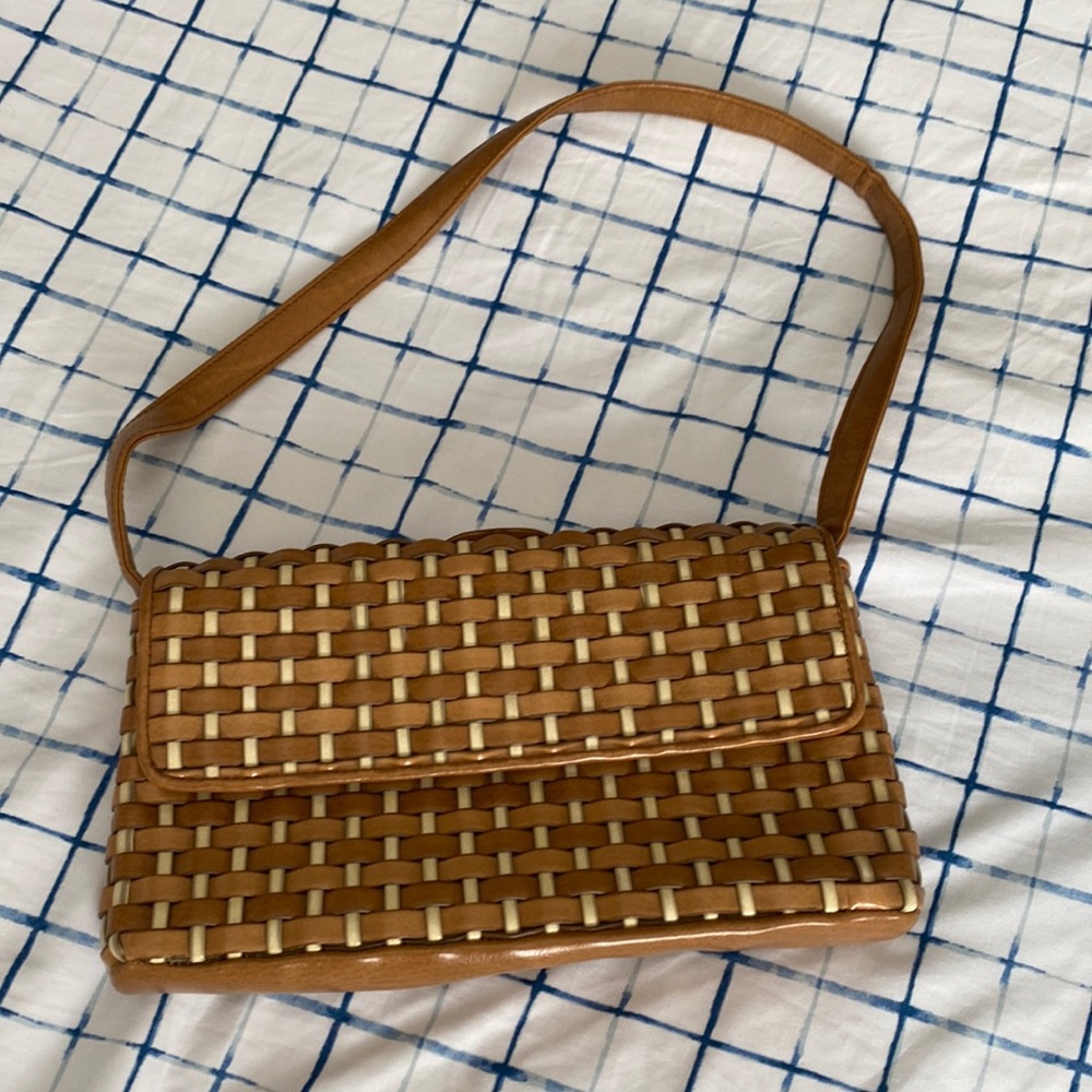 Shoulder bag